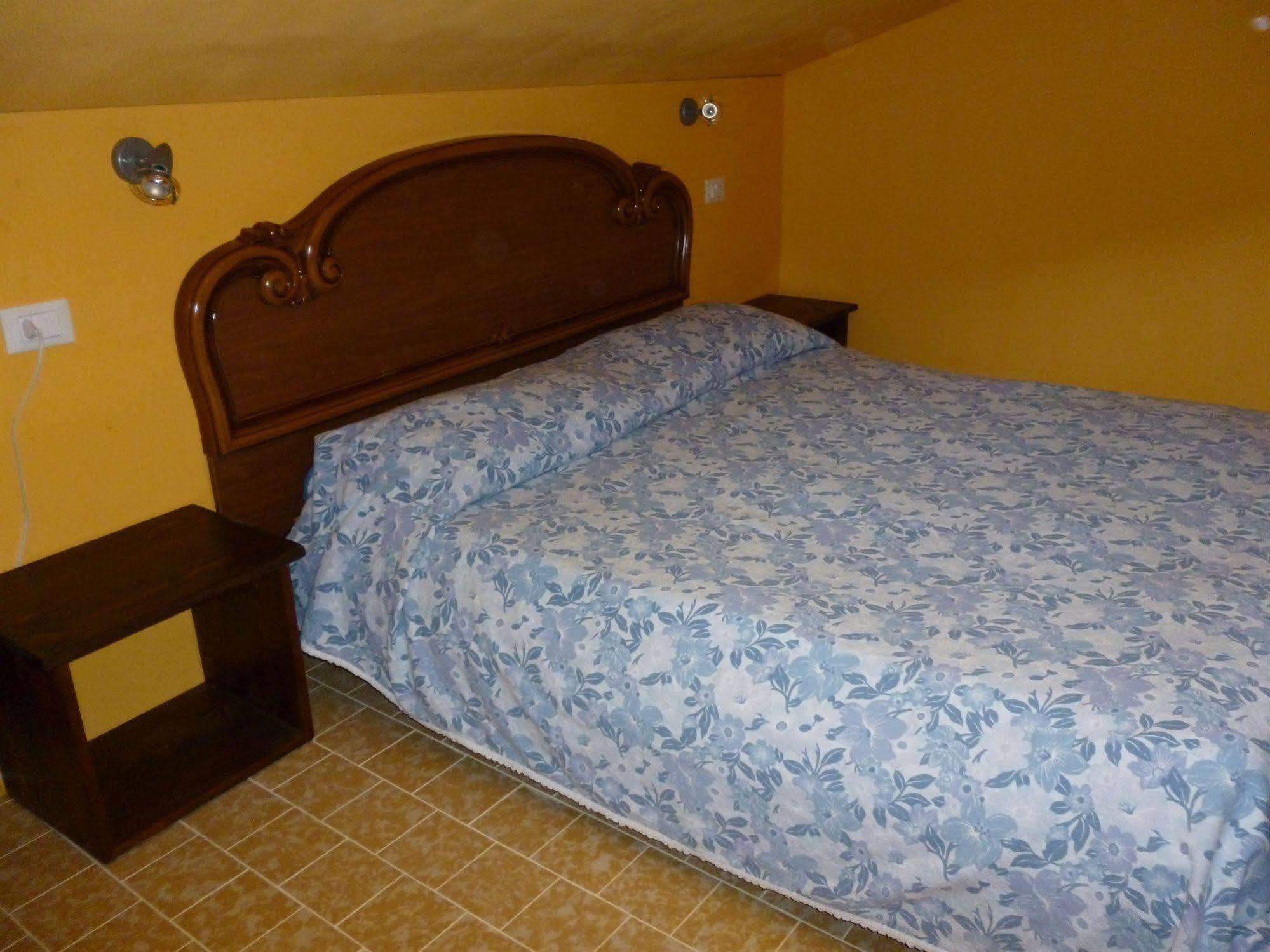 Elicrim Otel Santo Stefano di Magra Dış mekan fotoğraf